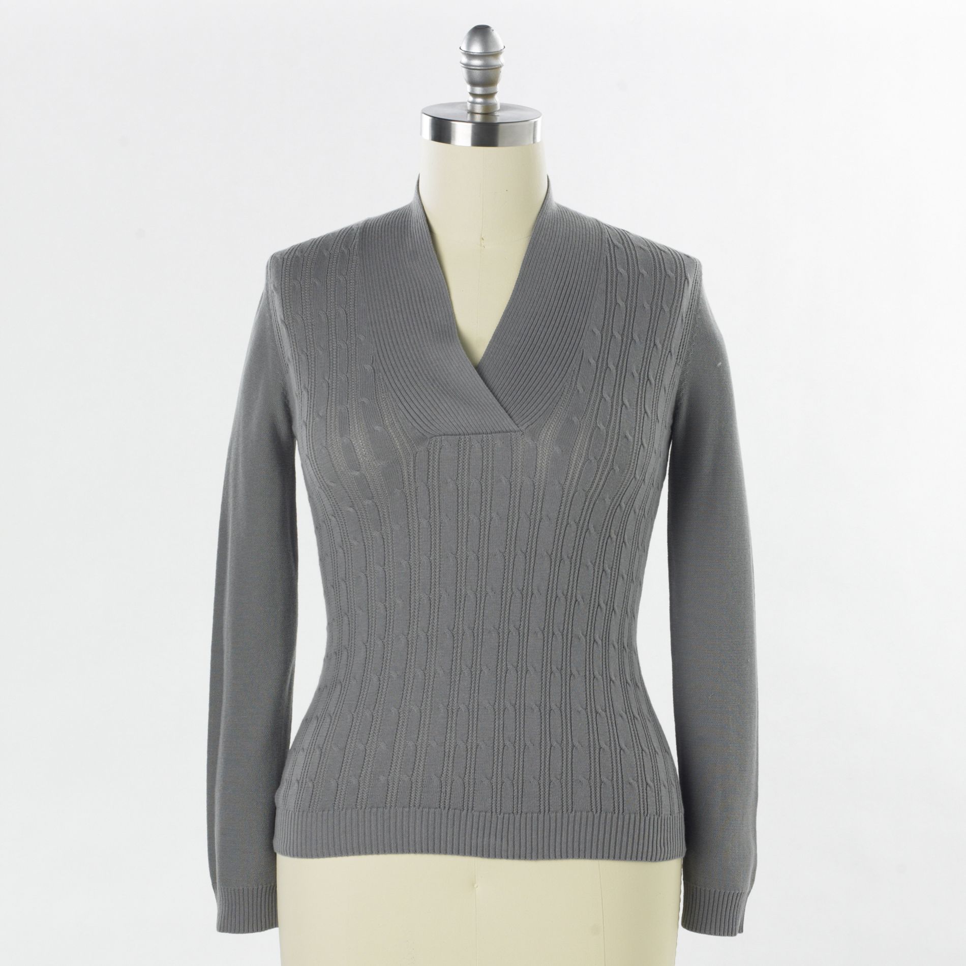 Knit Fit Cable V-Neck Sweater
