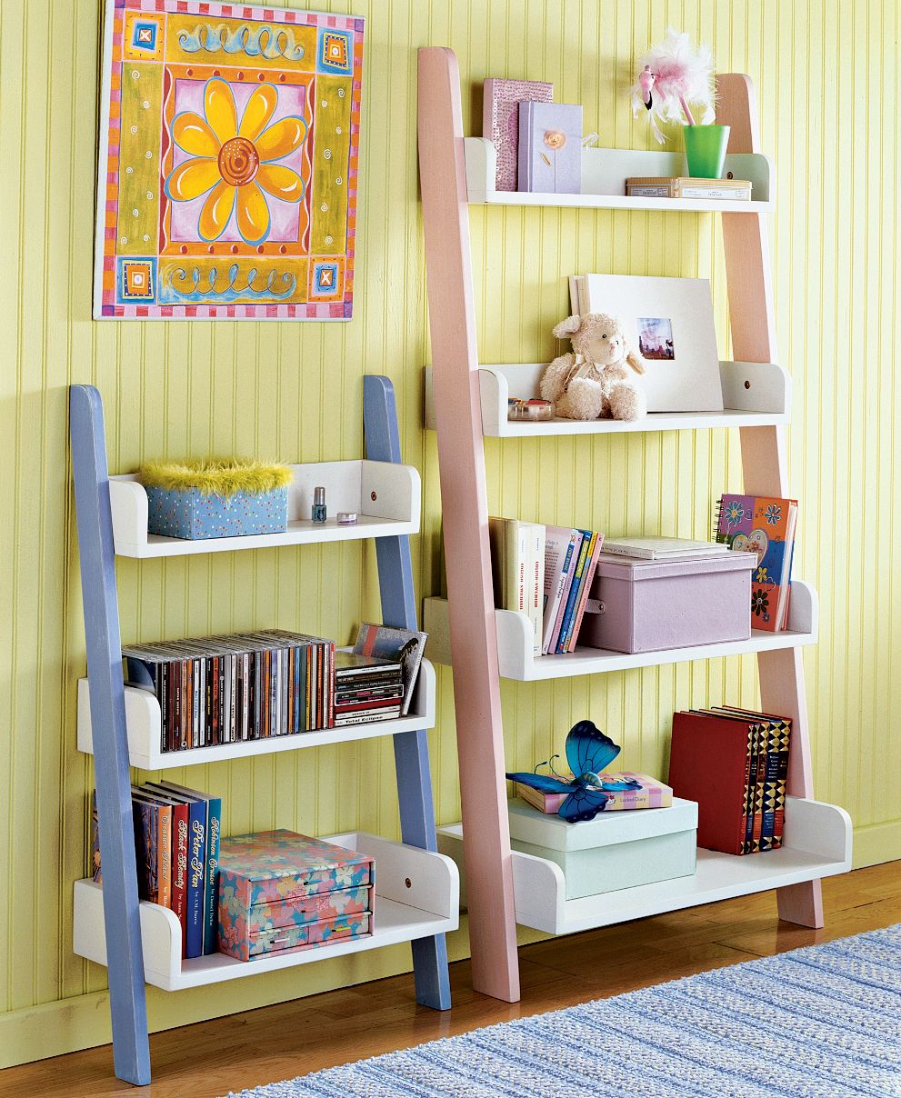Children&#39;s 3 tier shelf in blue
