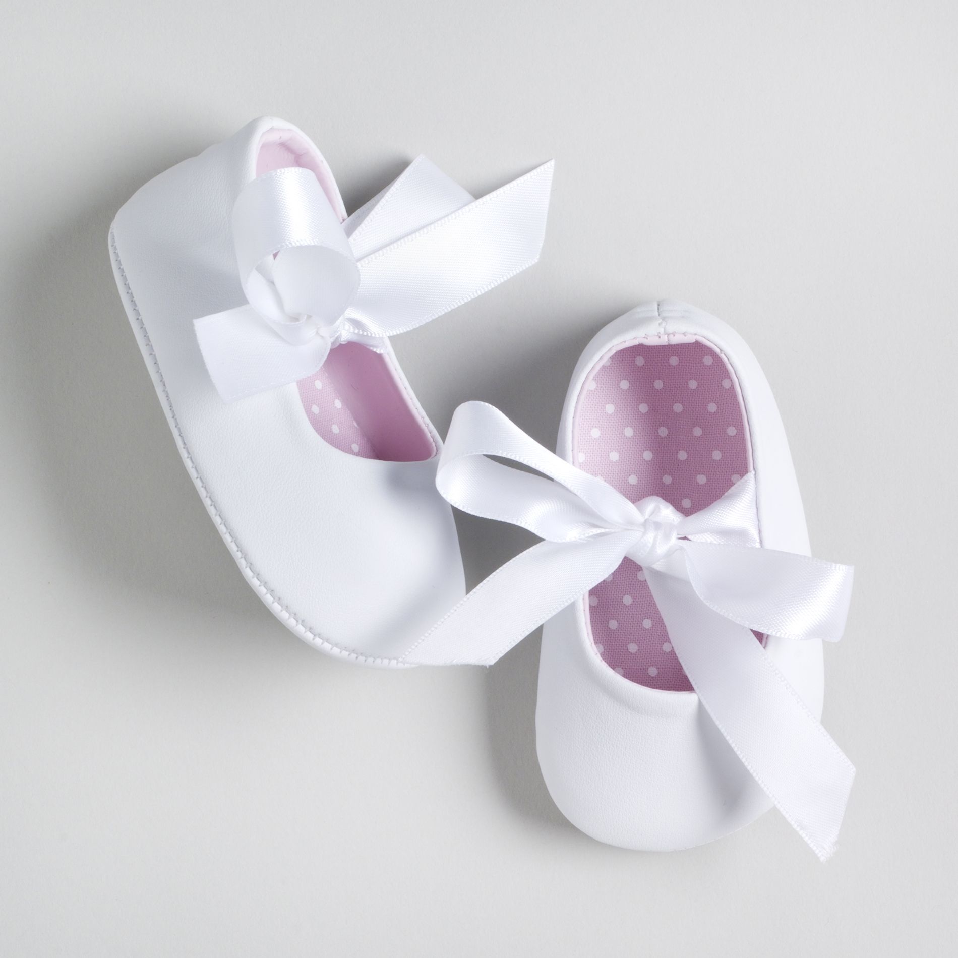 Little Wonders Girl&#39;s Vinyl Ballet Soft Sole Shoe with Ribbon Tie