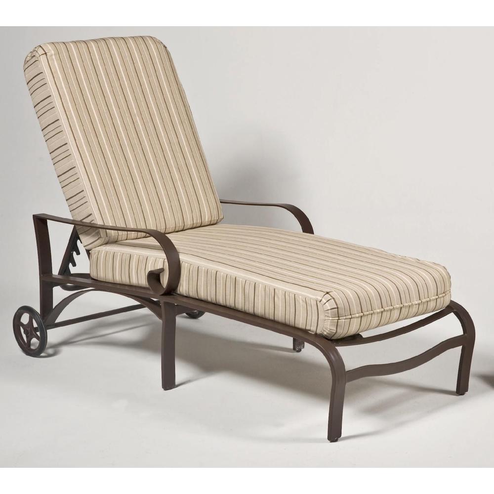 Woodard Wingate Cushion Chaise Lounge