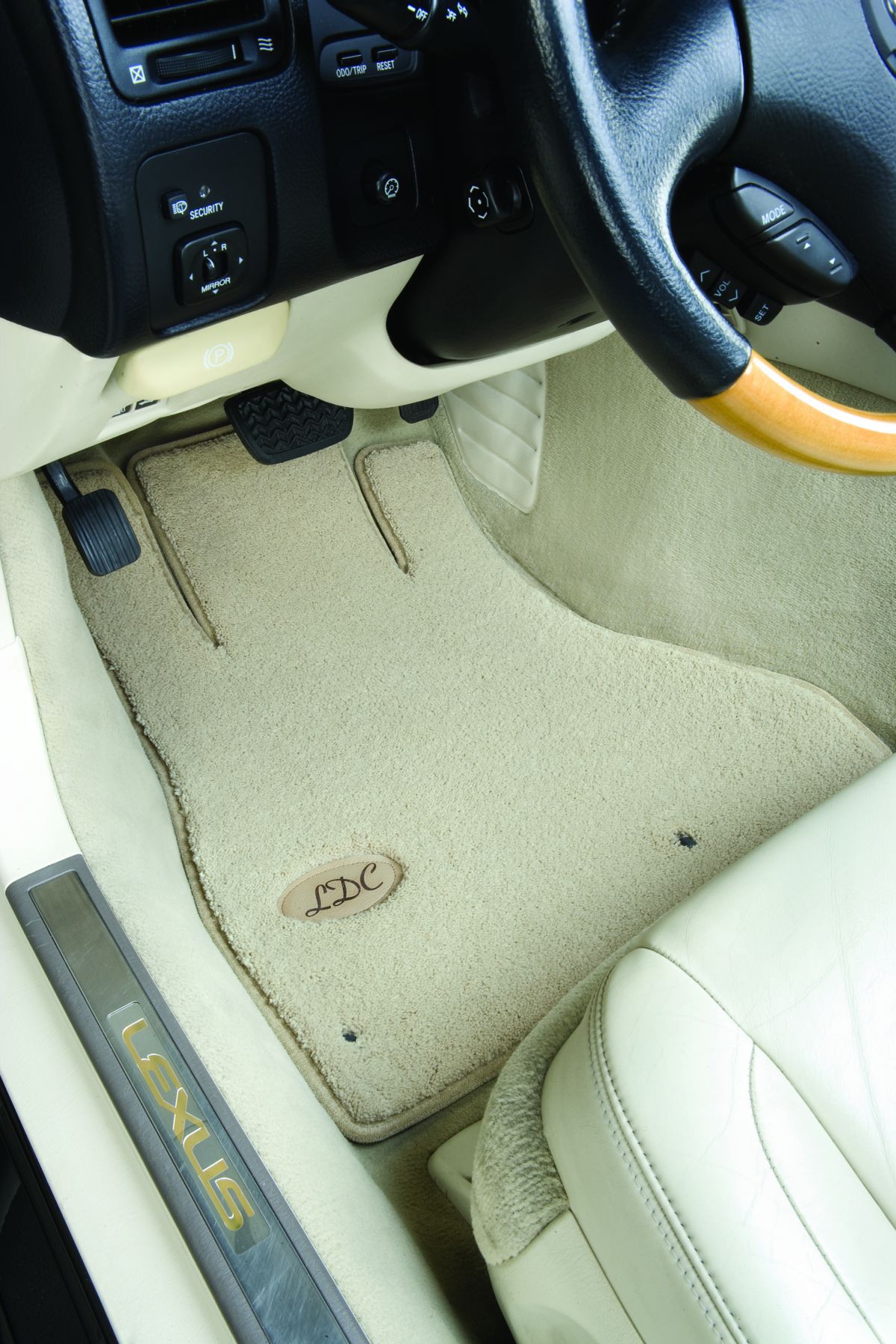 Lloyd Mats  LUXE Custom Fit Luxury Carpet Floor Mats with Logo and