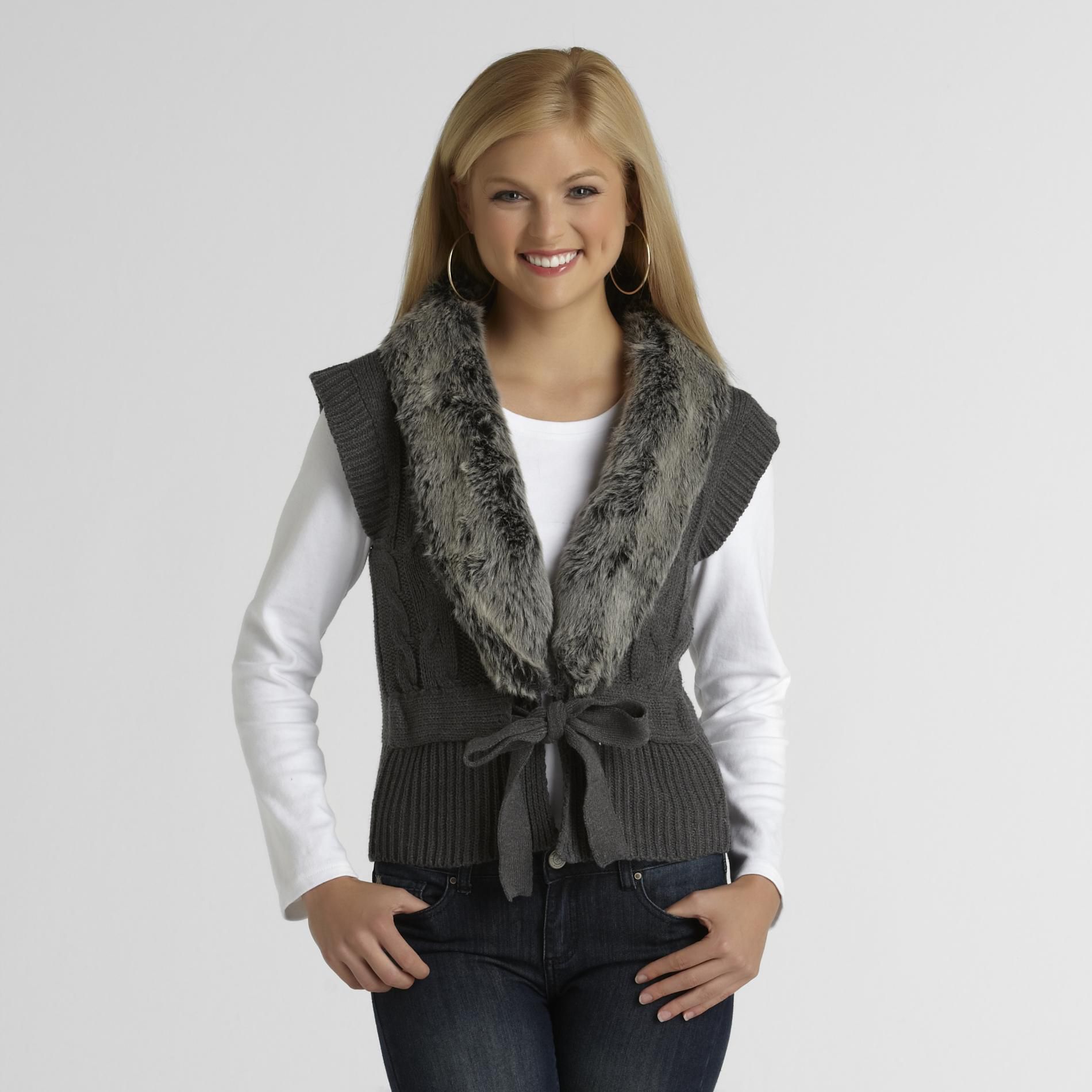Attention Women's Faux Fur Collar Sweater Vest