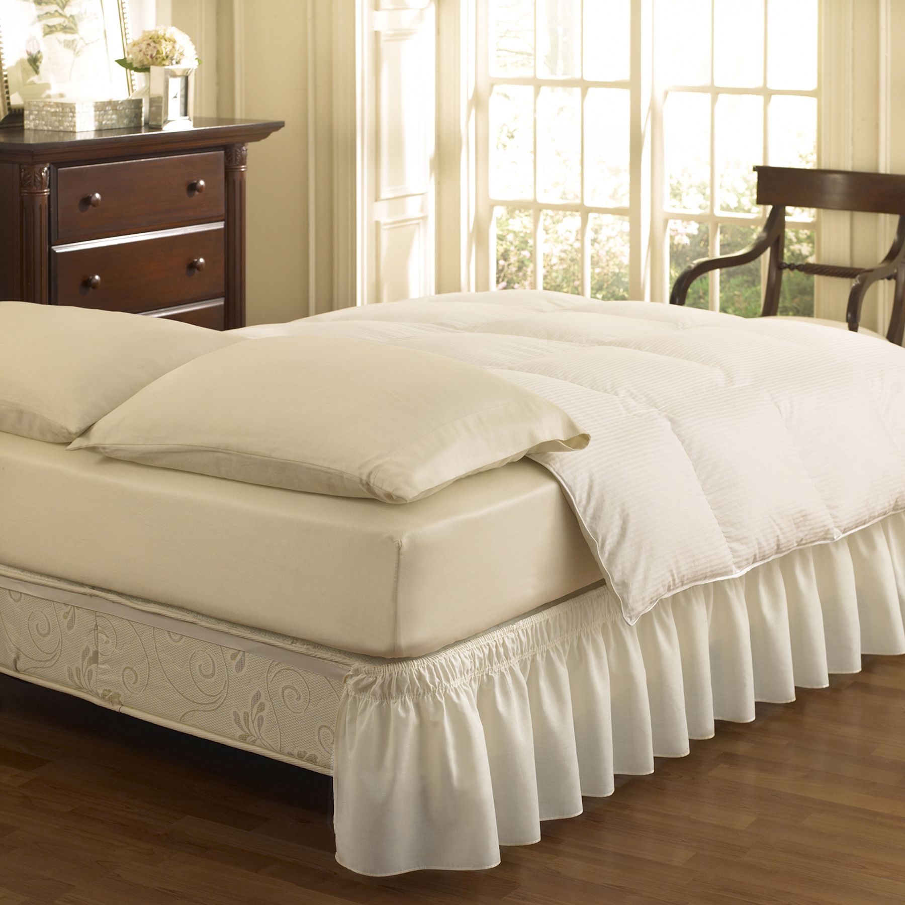 EasyFit &trade; Wrap Around Solid Ruffled Bed Skirt