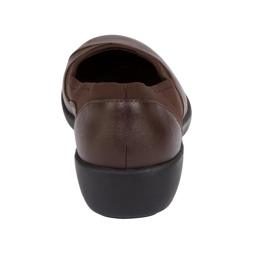 Cobbie Cuddlers Women's Eleanor Casual Shoe Wide Width - Brown