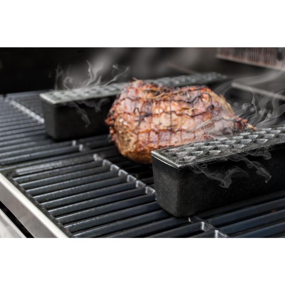 Charcoal Companion Cast Iron Moistly Grilled&#174; Grill Humidifier / Set 2