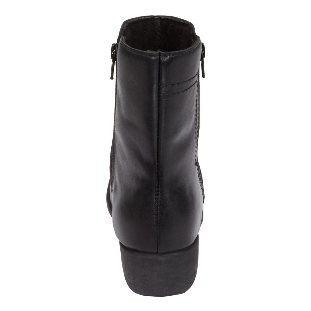 Martino Women's Lindsay Waterproof Leather Winter/Weather Boot - Black