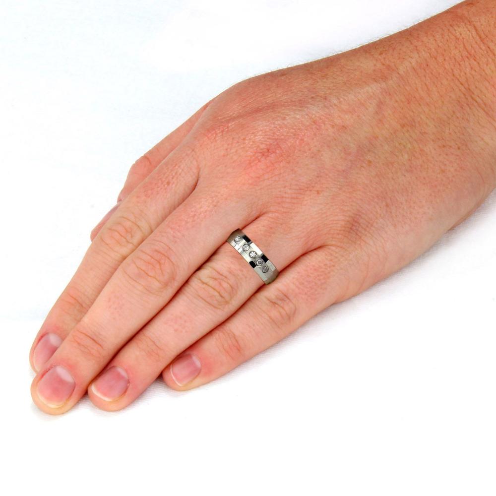 West Coast Jewelry Stainless Steel Brushed Center Crystal Ring