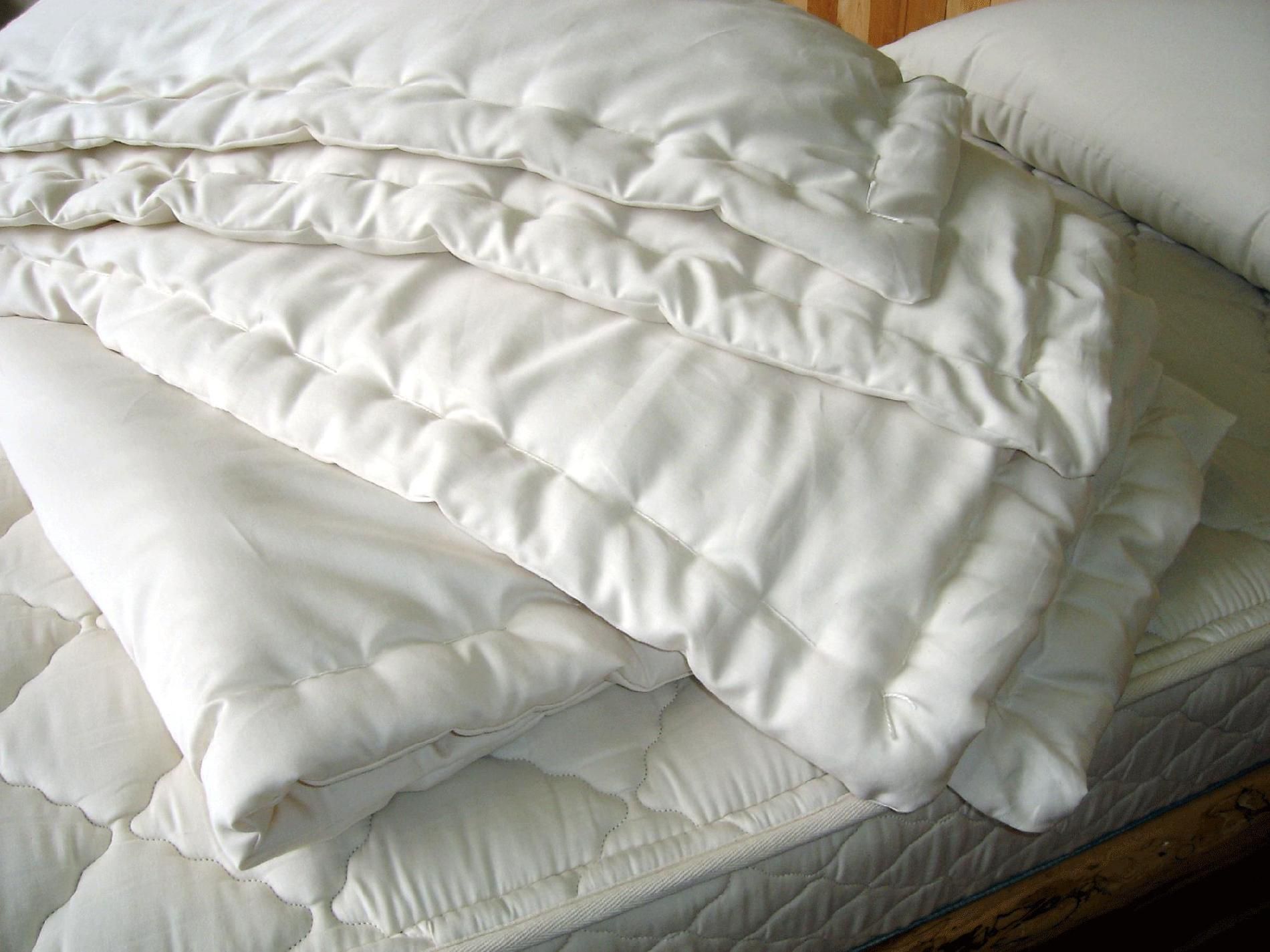 Holy Lamb Organics Wool Comforter &#8211; &#8220;Perfect Comfort&#8221;