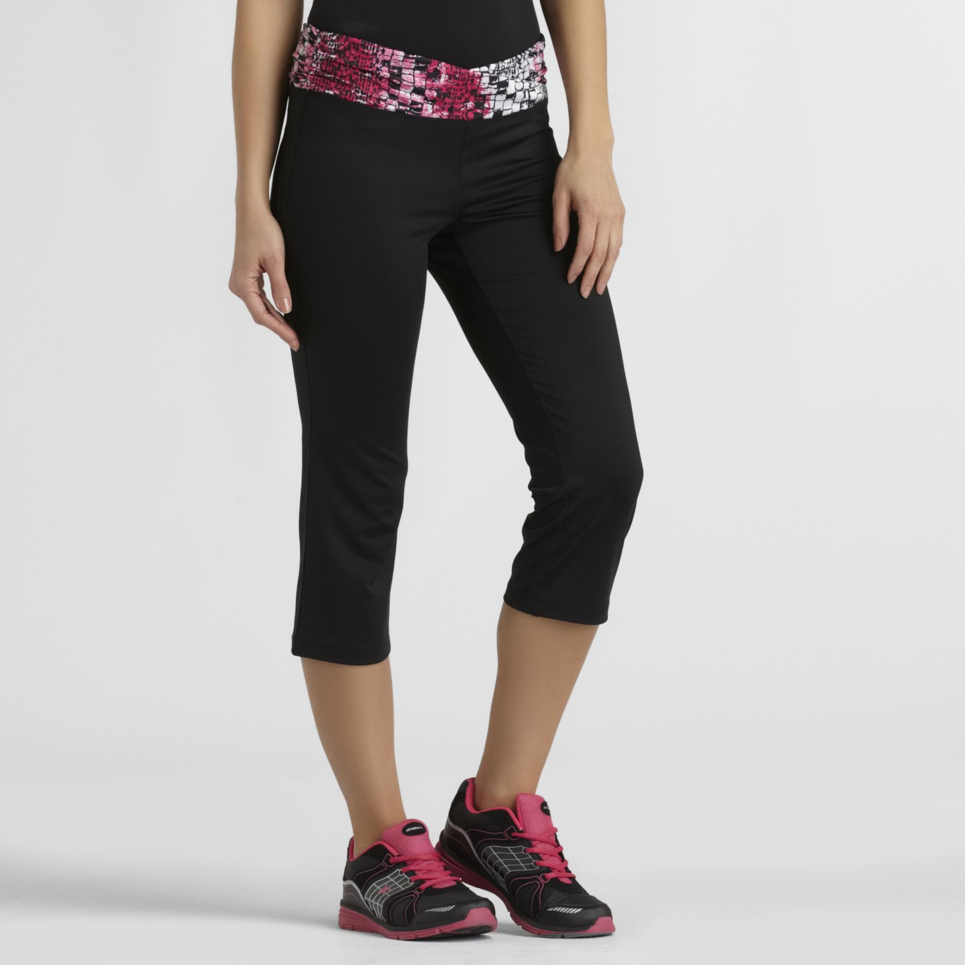 Sofia by Sofia Vergara Women's Yoga Capris Snakeskin Print