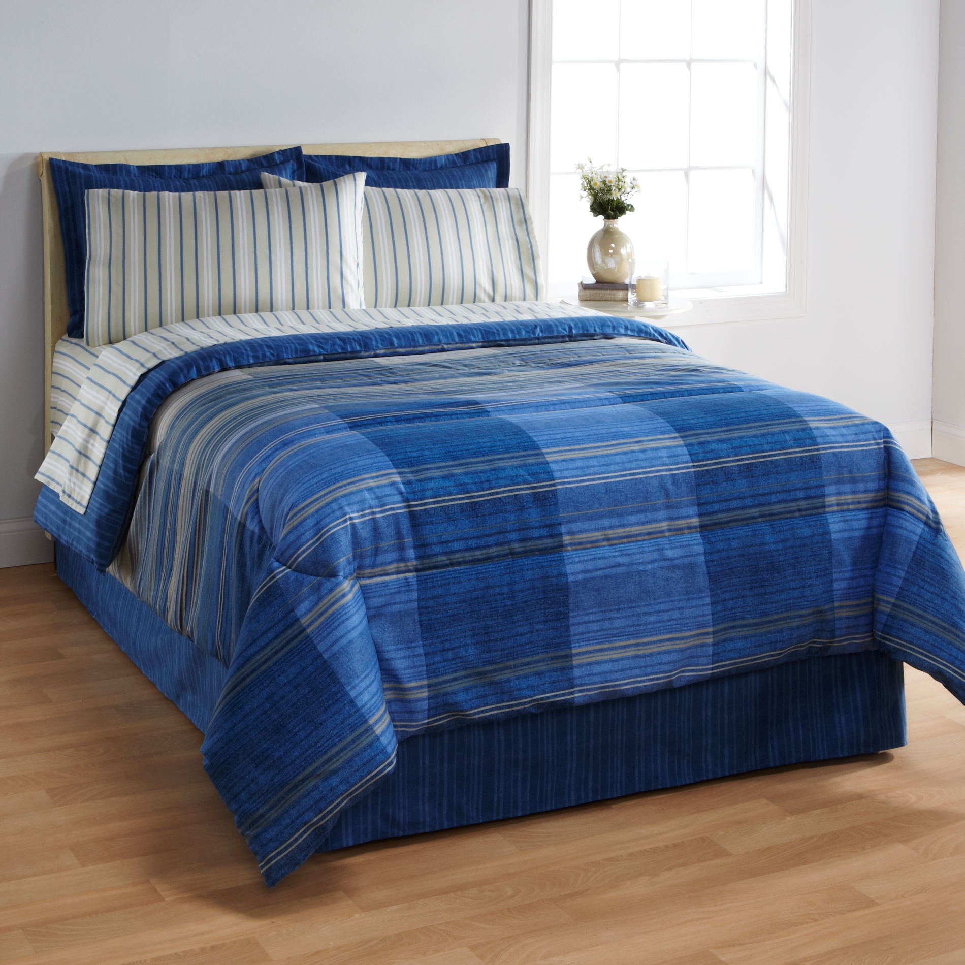Essential Home Complete Bed Set Gradiant Blue