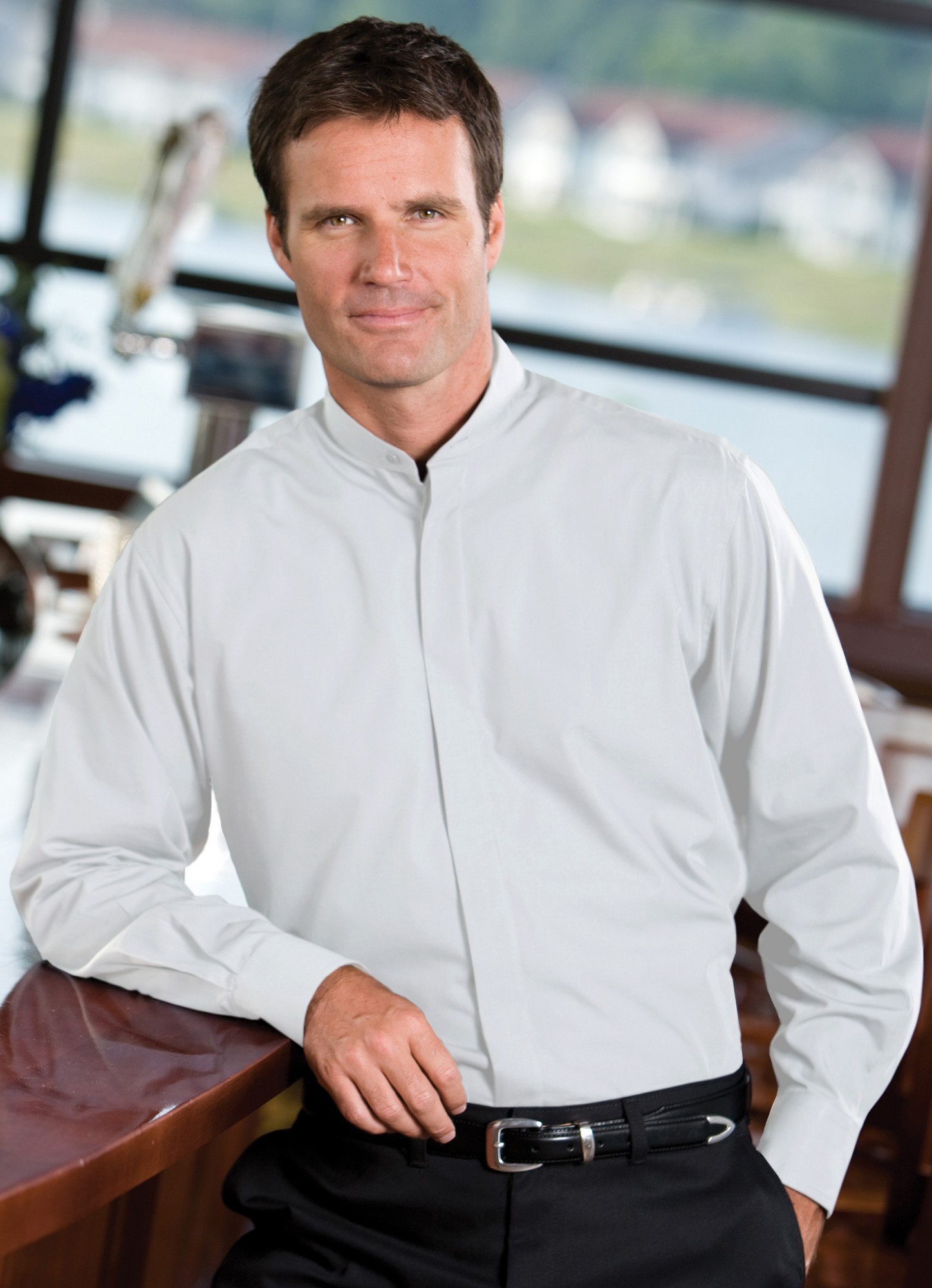 Edwards Men's Long Sleeve Banded Collar Shirt