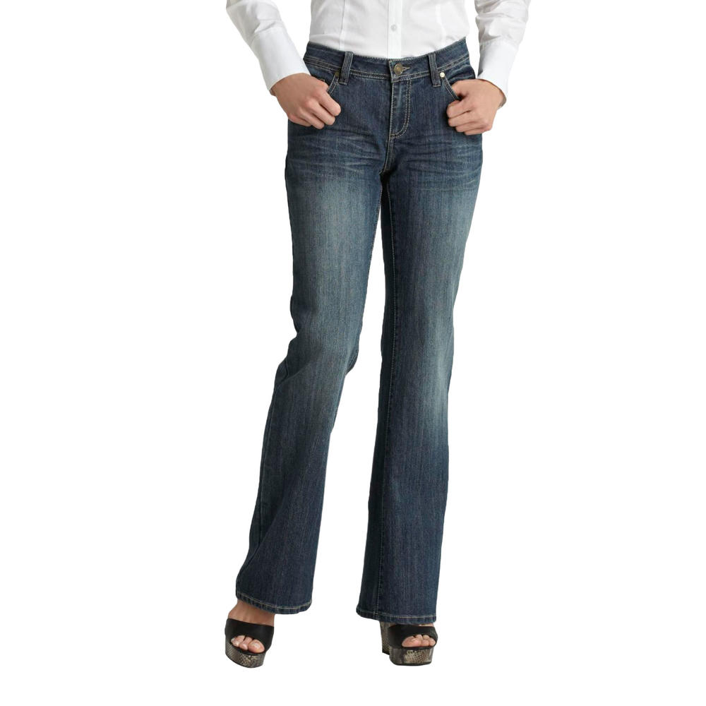 Canyon River Blues Women's Curvy Flare Jeans