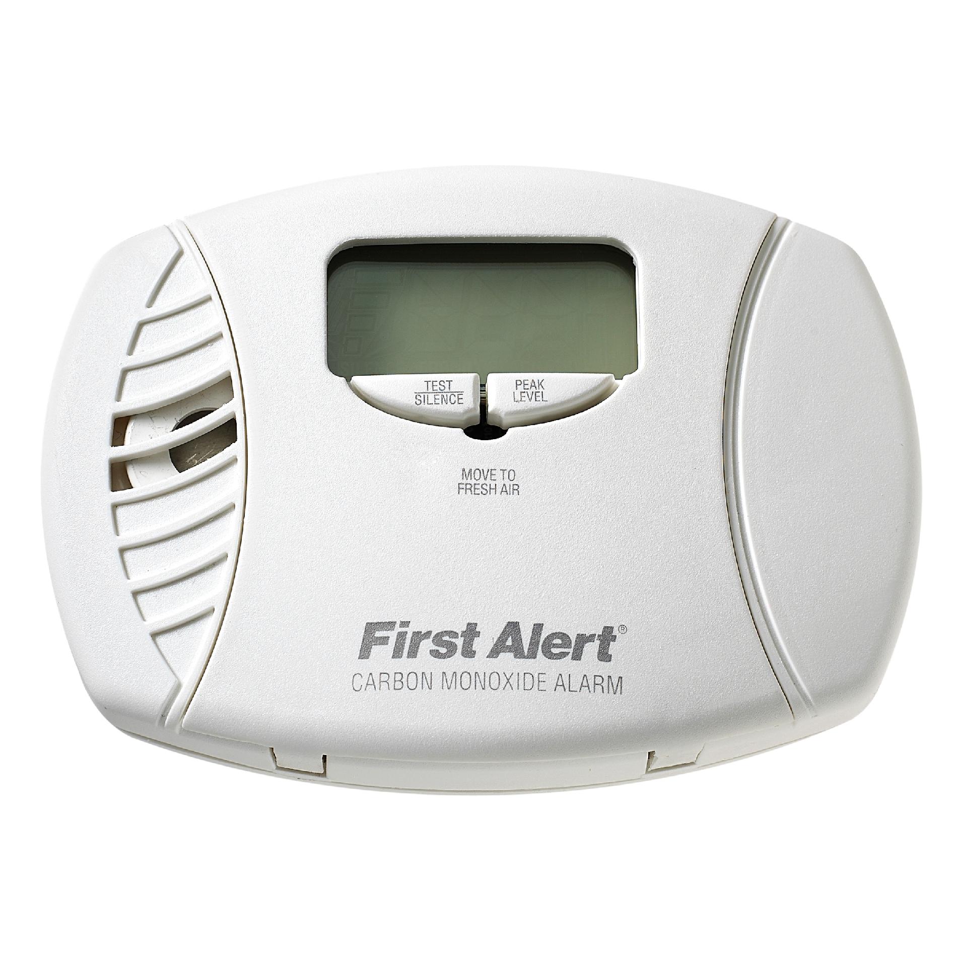 First Alert Plug-In Carbon Monoxide Alarm w/ Battery Backup & Backlit Digital Display