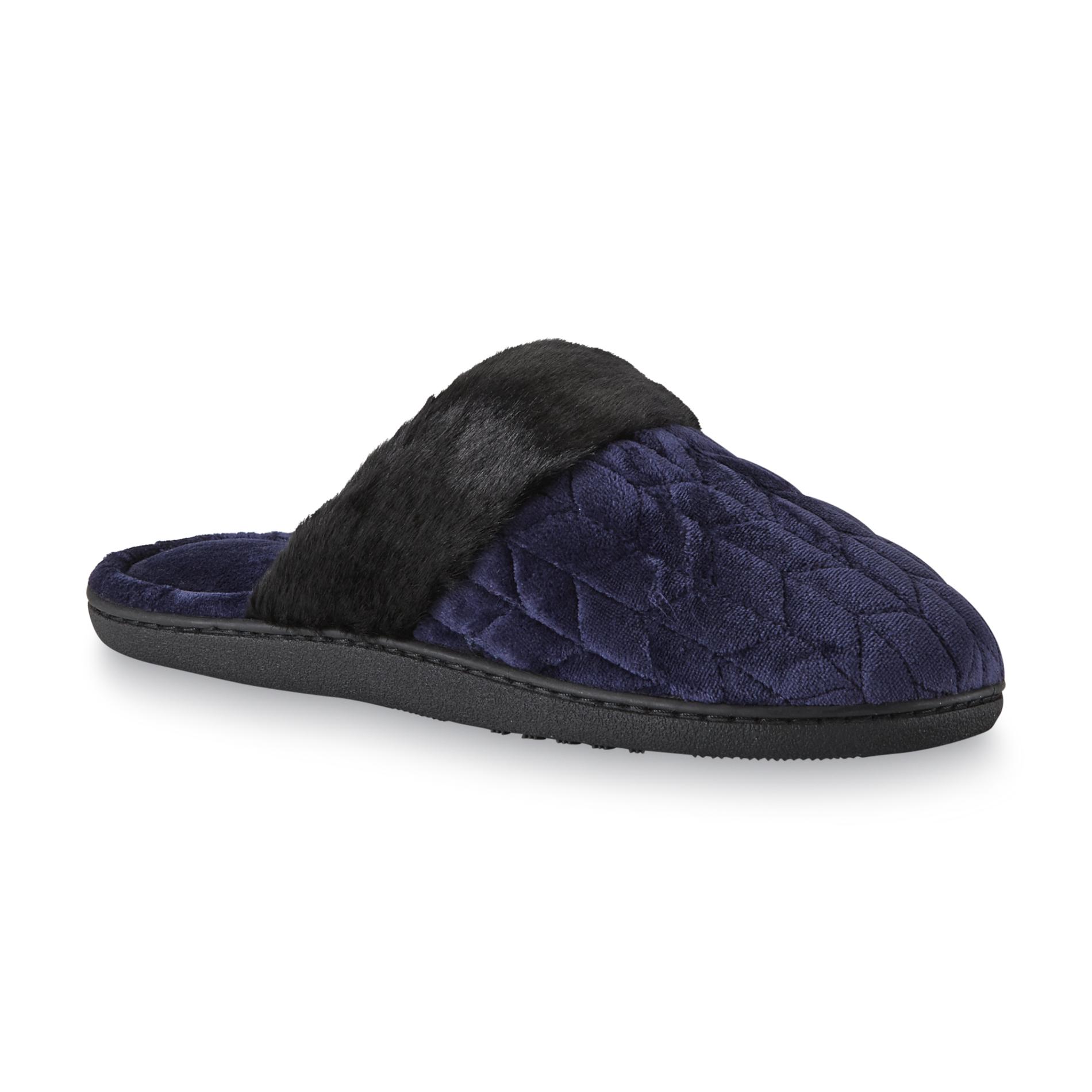 Isotoner Women's Cora Quilted Plush Slippers - Faux Fur
