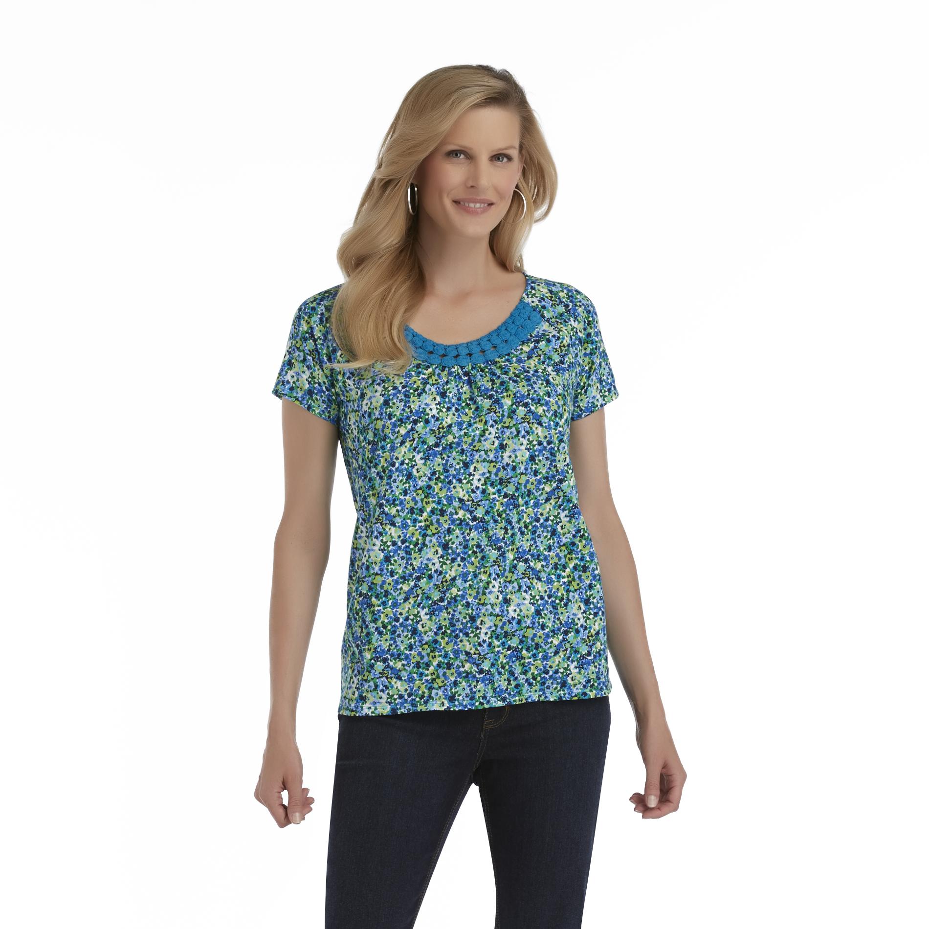 Basic Editions Women's Scoop Neck T-Shirt - Floral