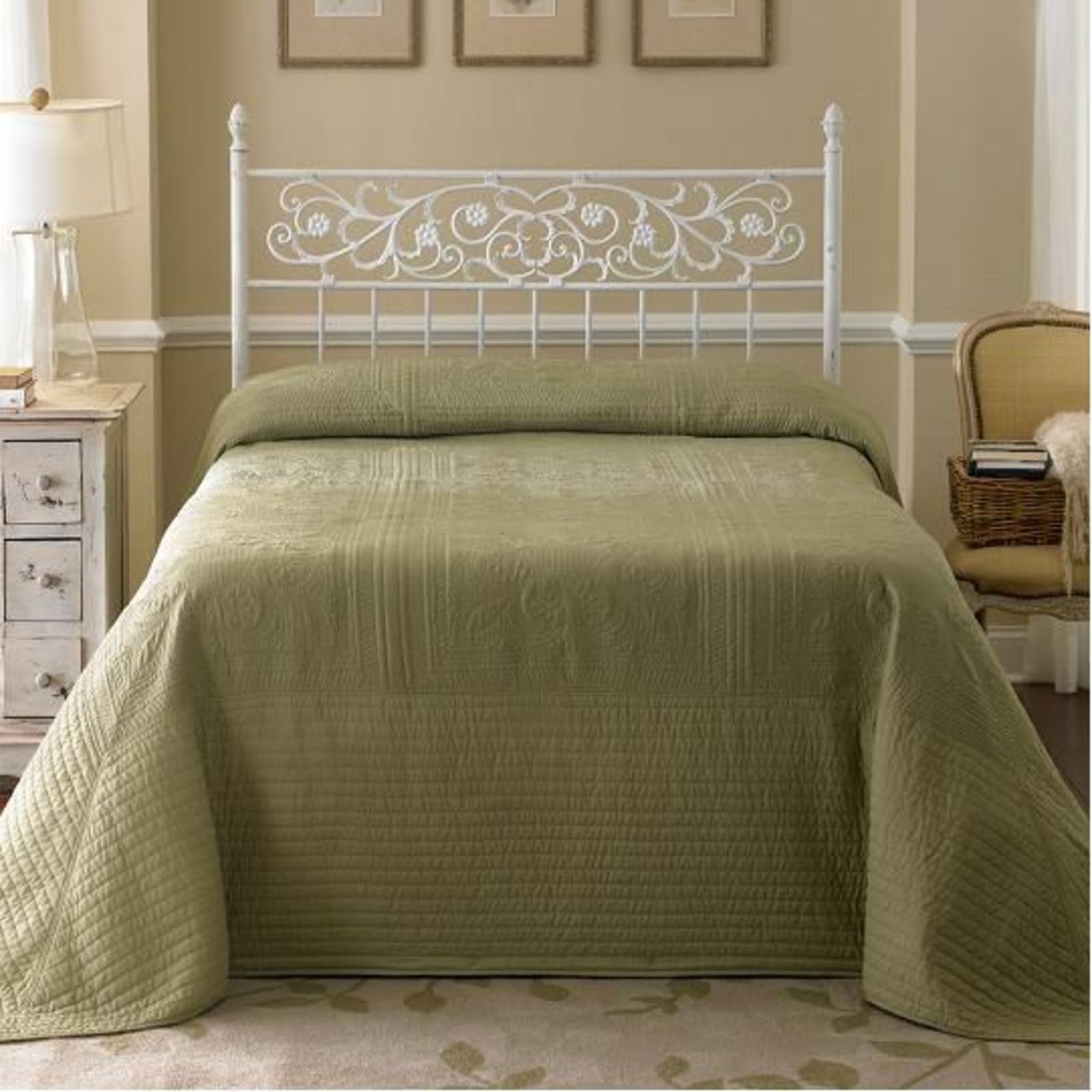 Cannon Tile Bedspread - Tea Green