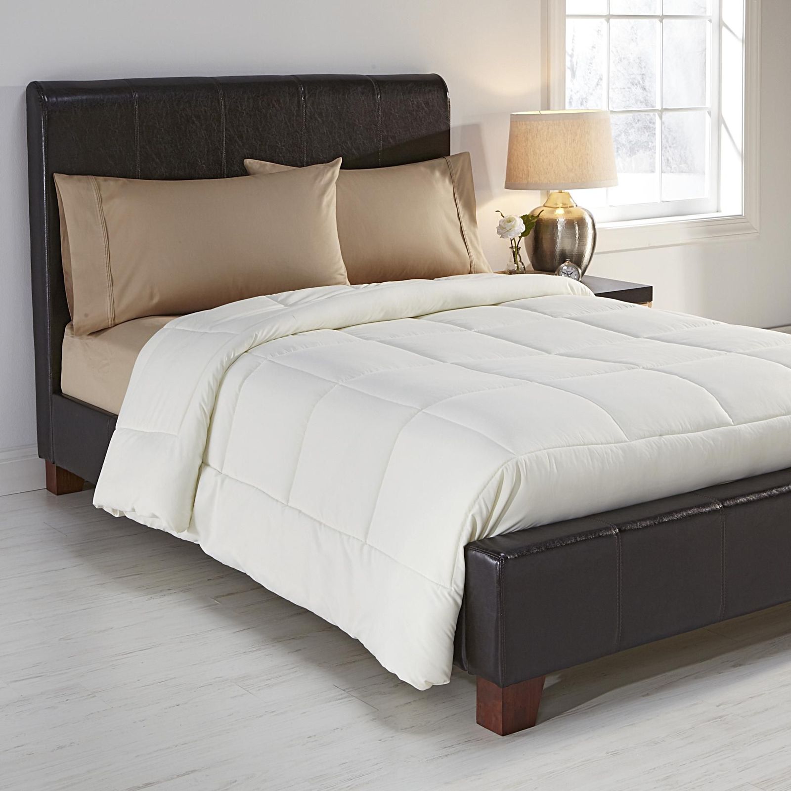 Colormate Ivory Ultra Plush Comforter