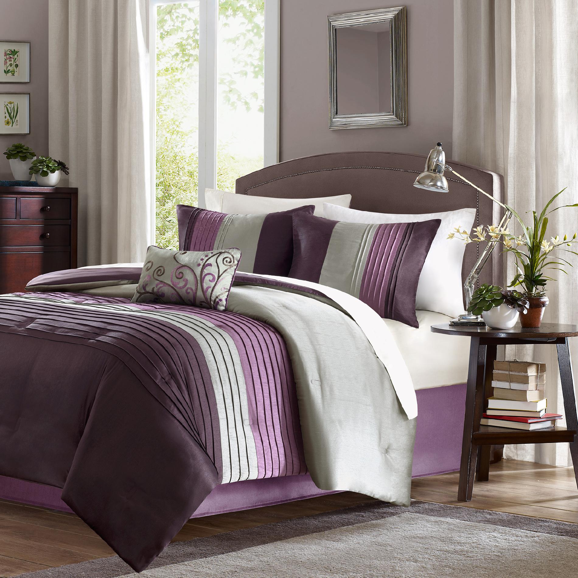Grand Resort Belleview 5-Piece King Comforter Set - Purple