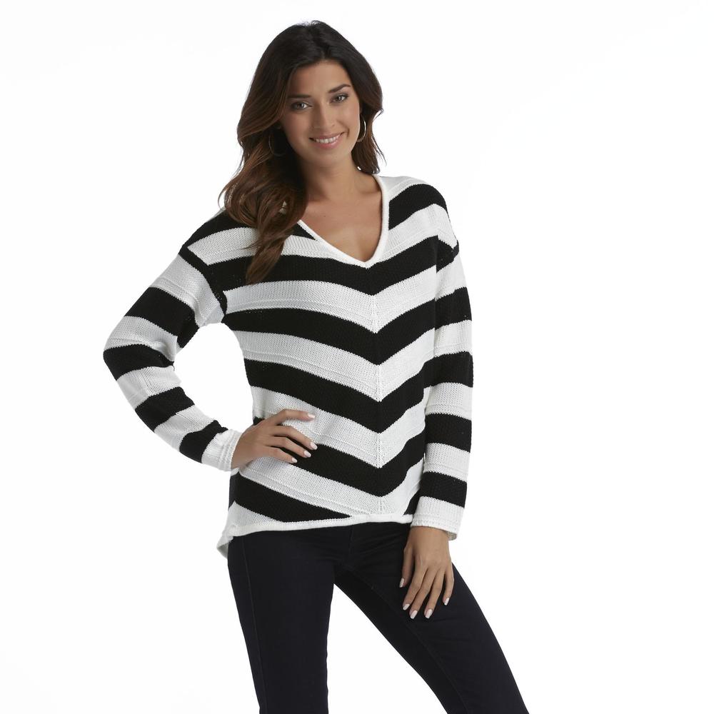 Canyon River Blues Women's V-Neck High-Low Sweater - Striped