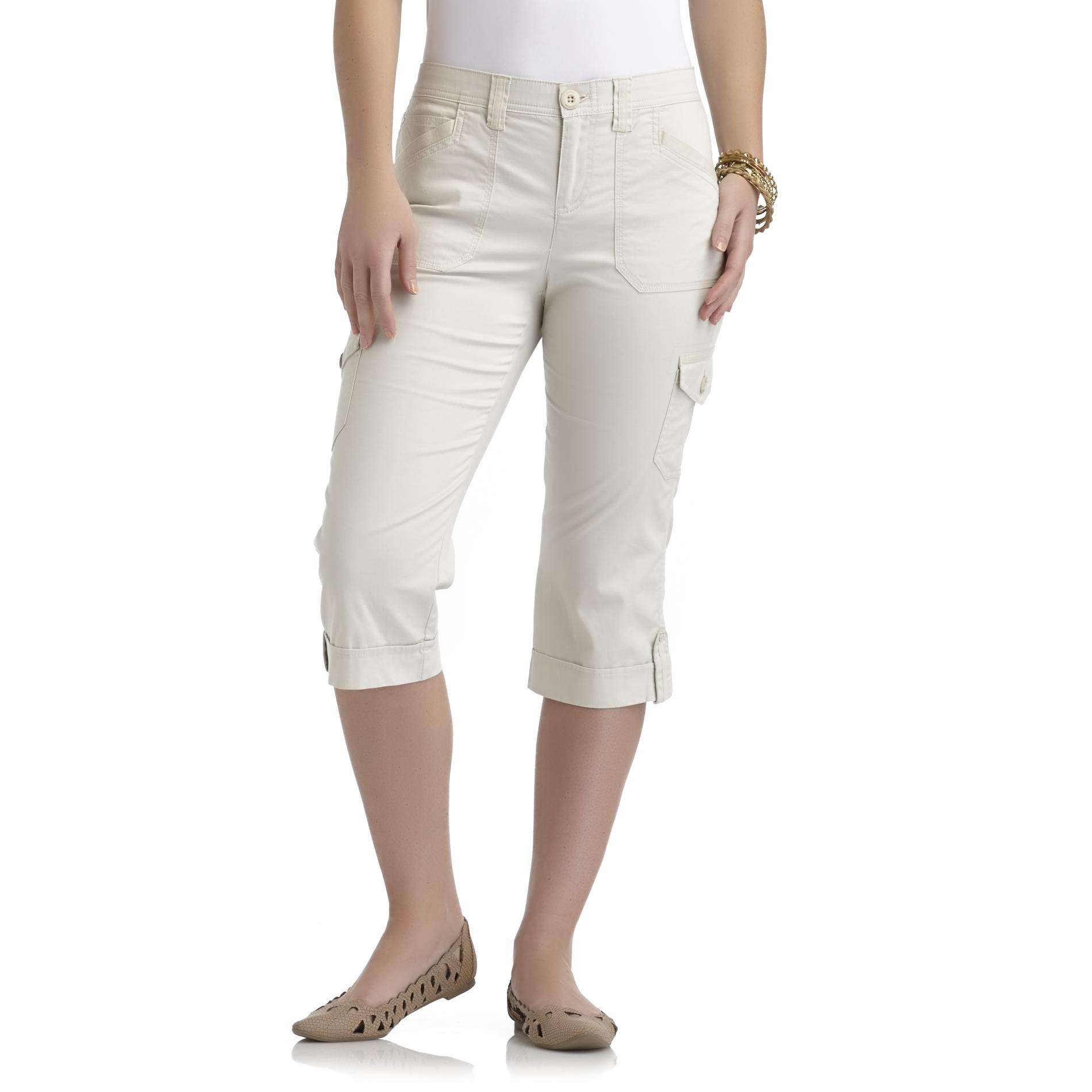 Gloria Vanderbilt Petite's Dawn No-Gap Cargo Capri Pants