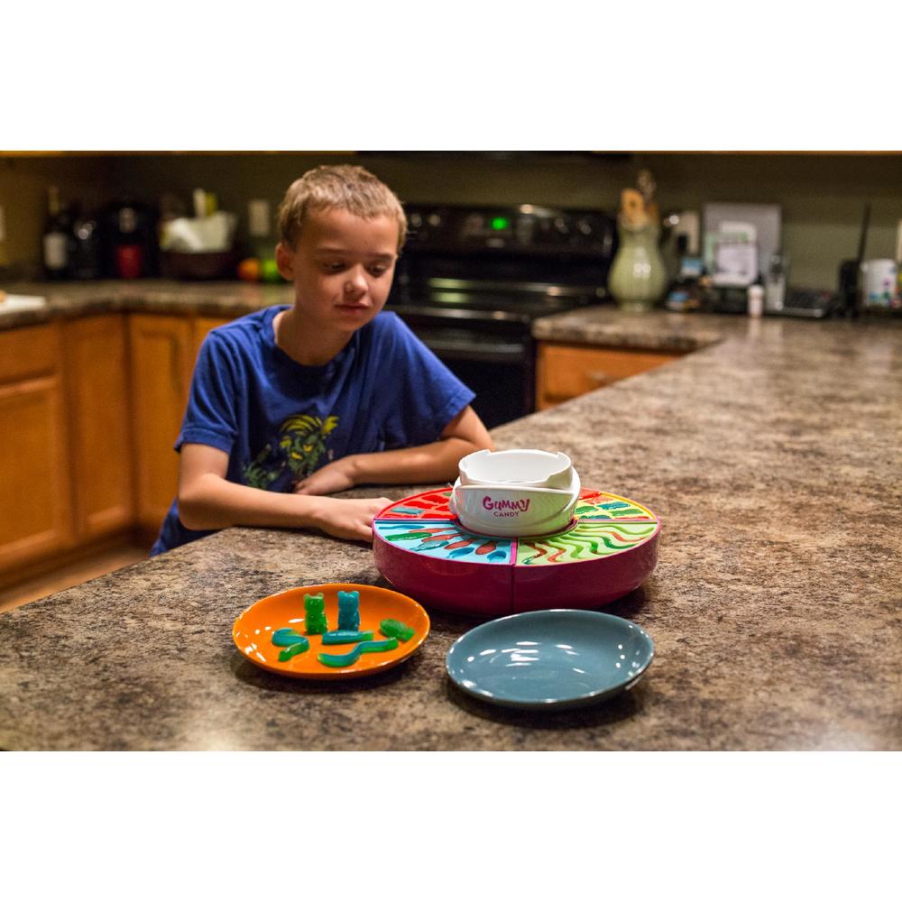 Nostalgia Electrics GCM600 Gummy Candy Maker