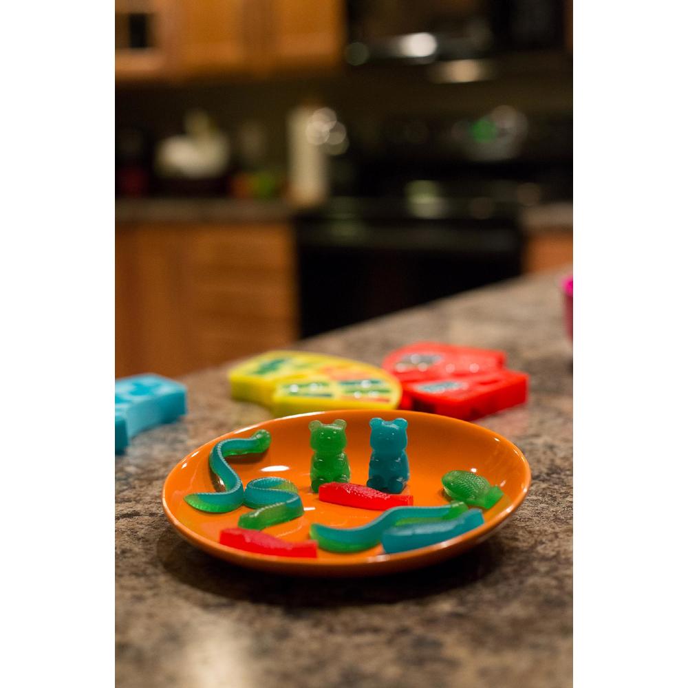 Nostalgia Electrics GCM600 Gummy Candy Maker