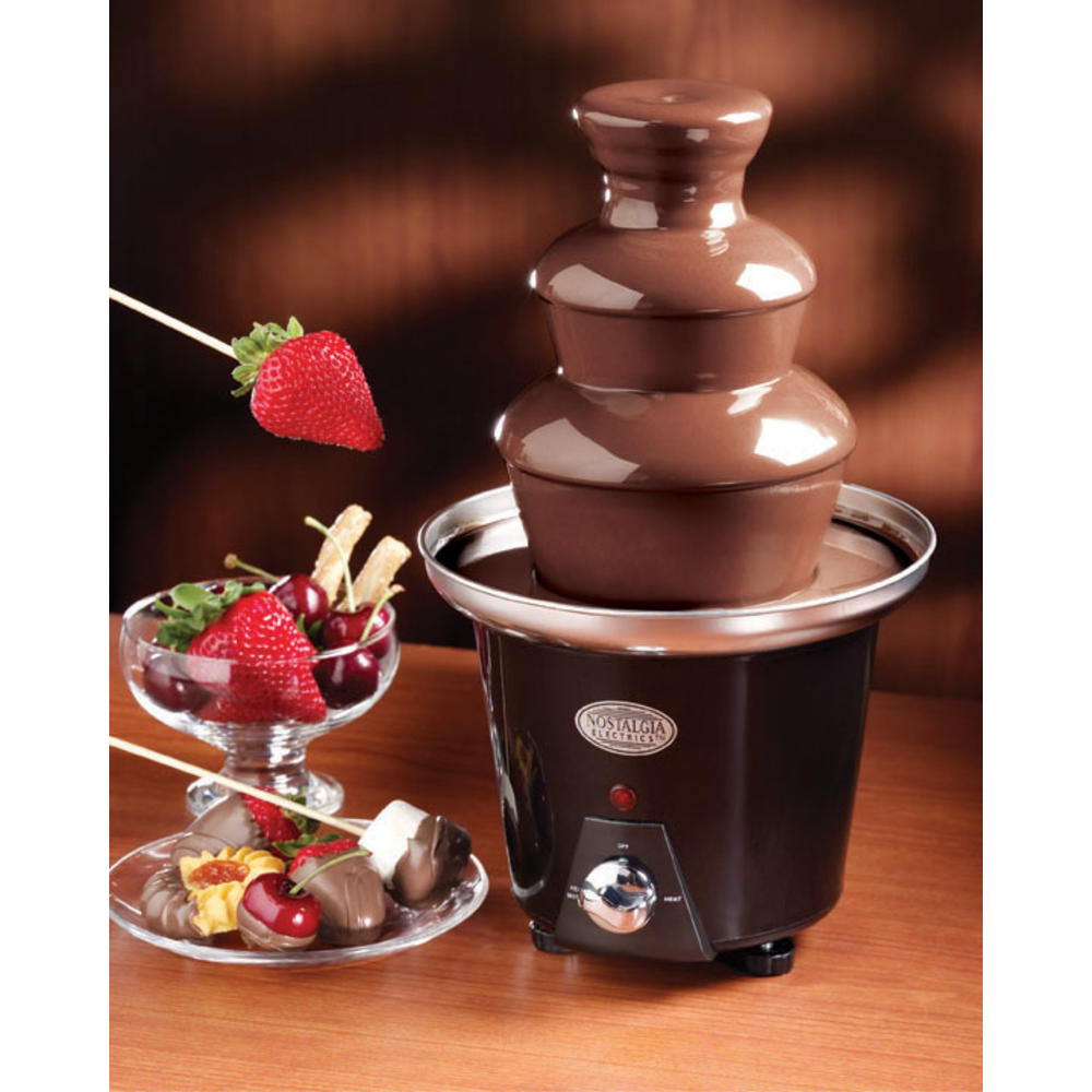Nostalgia Electrics CFF965 Mini Chocolate Fondue Fountain