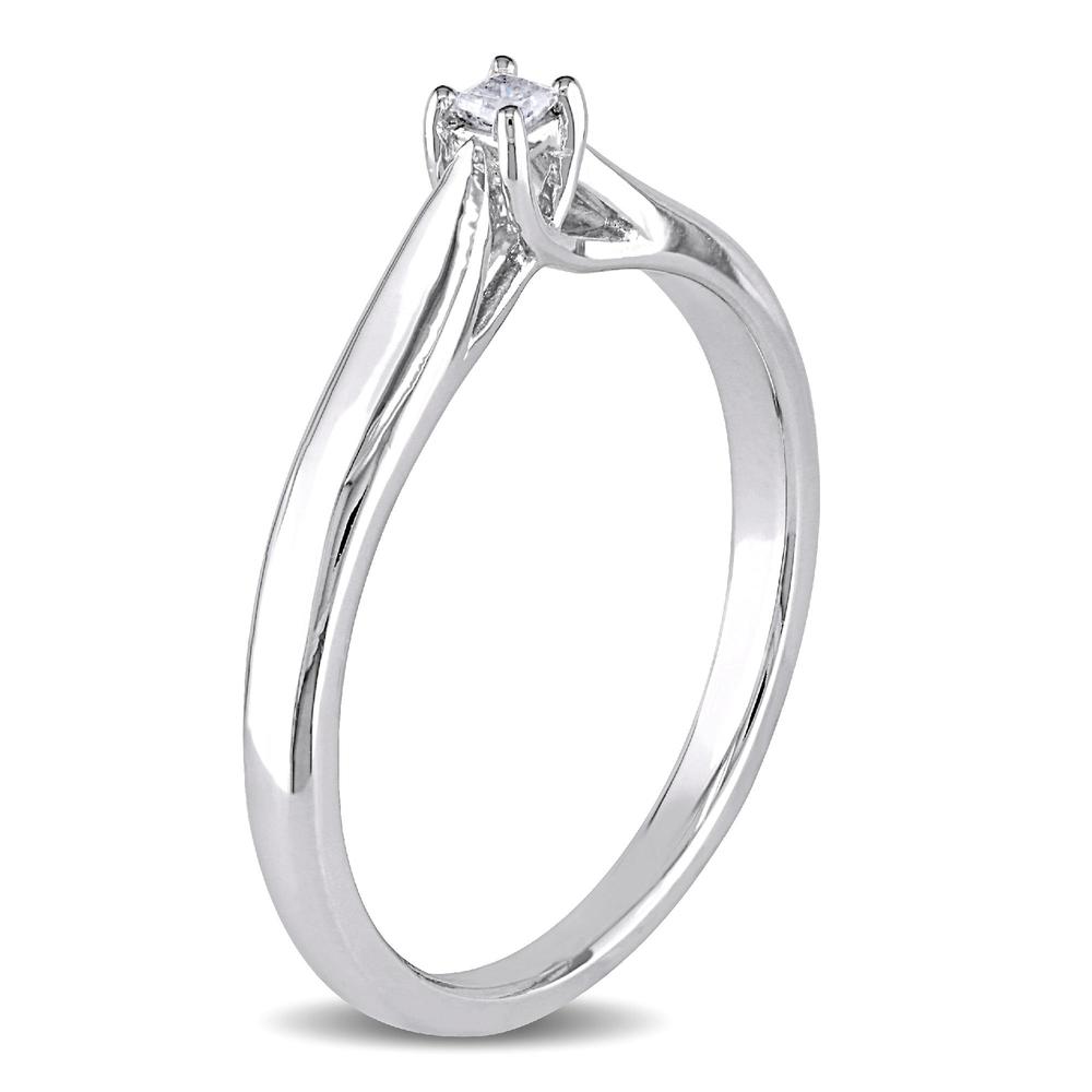 0.05 Cttw. Princess-cut Sterling Silver Diamond Solitaire Promise Ring (G-H  I3)