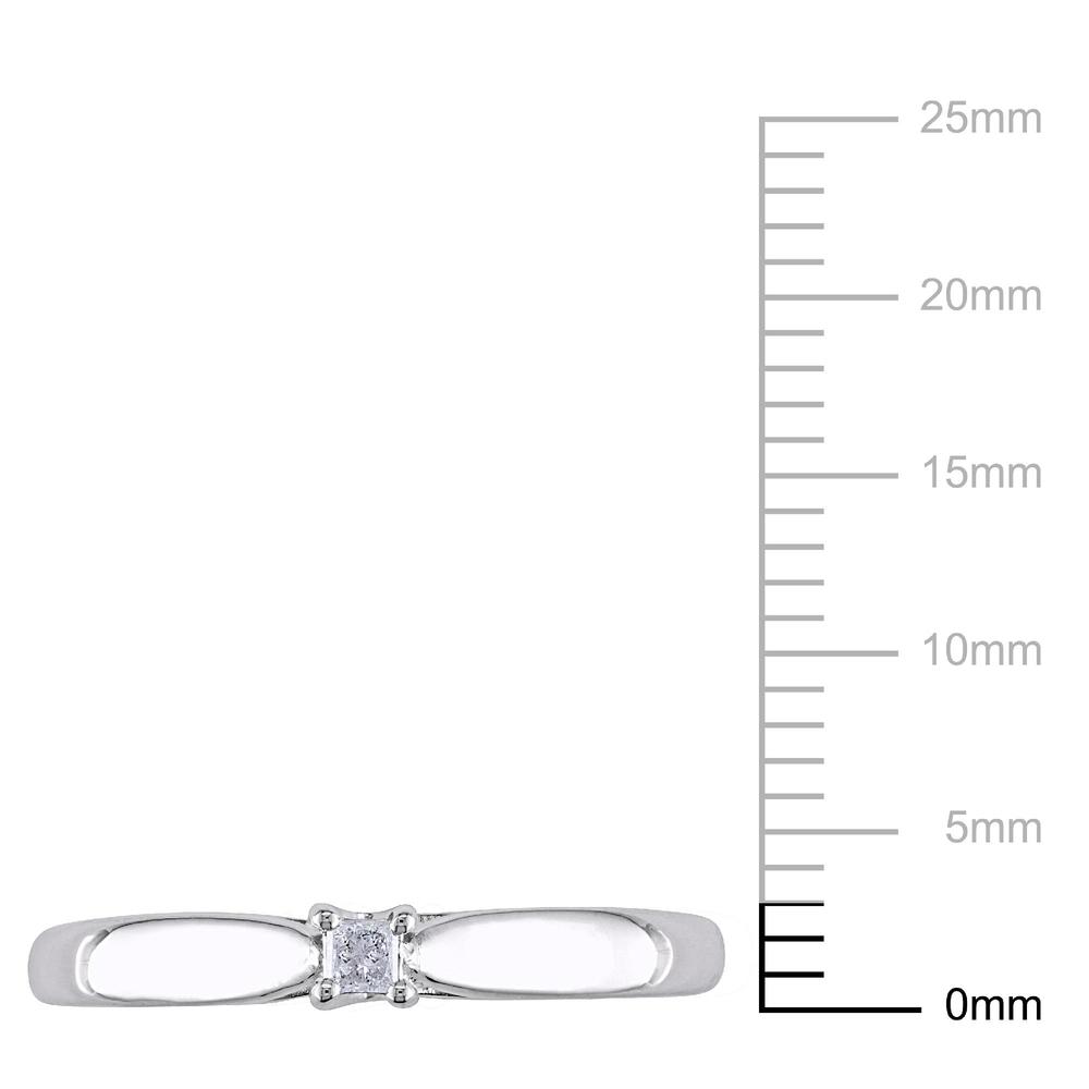 0.05 Cttw. Princess-cut Sterling Silver Diamond Solitaire Promise Ring (G-H  I3)