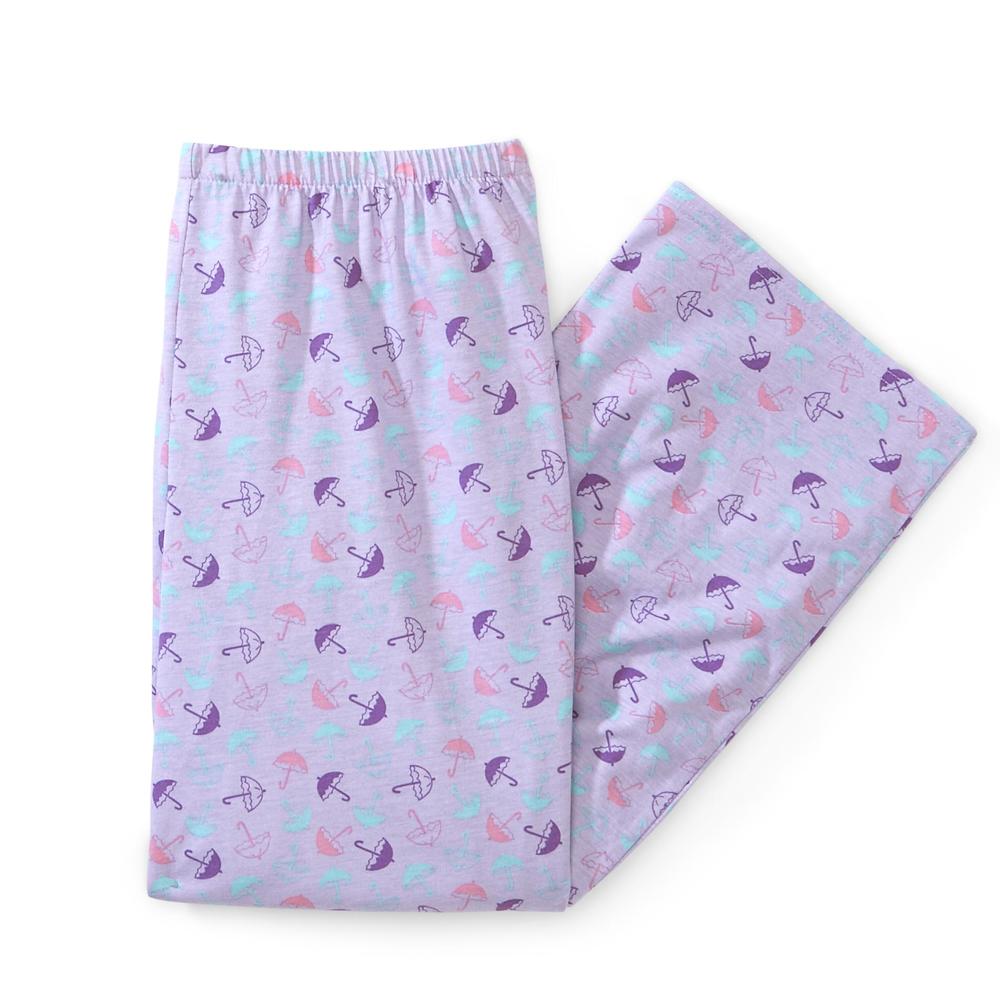 Pink K Women's Pajama Shirt & Capri Pants Set - Umbrellas