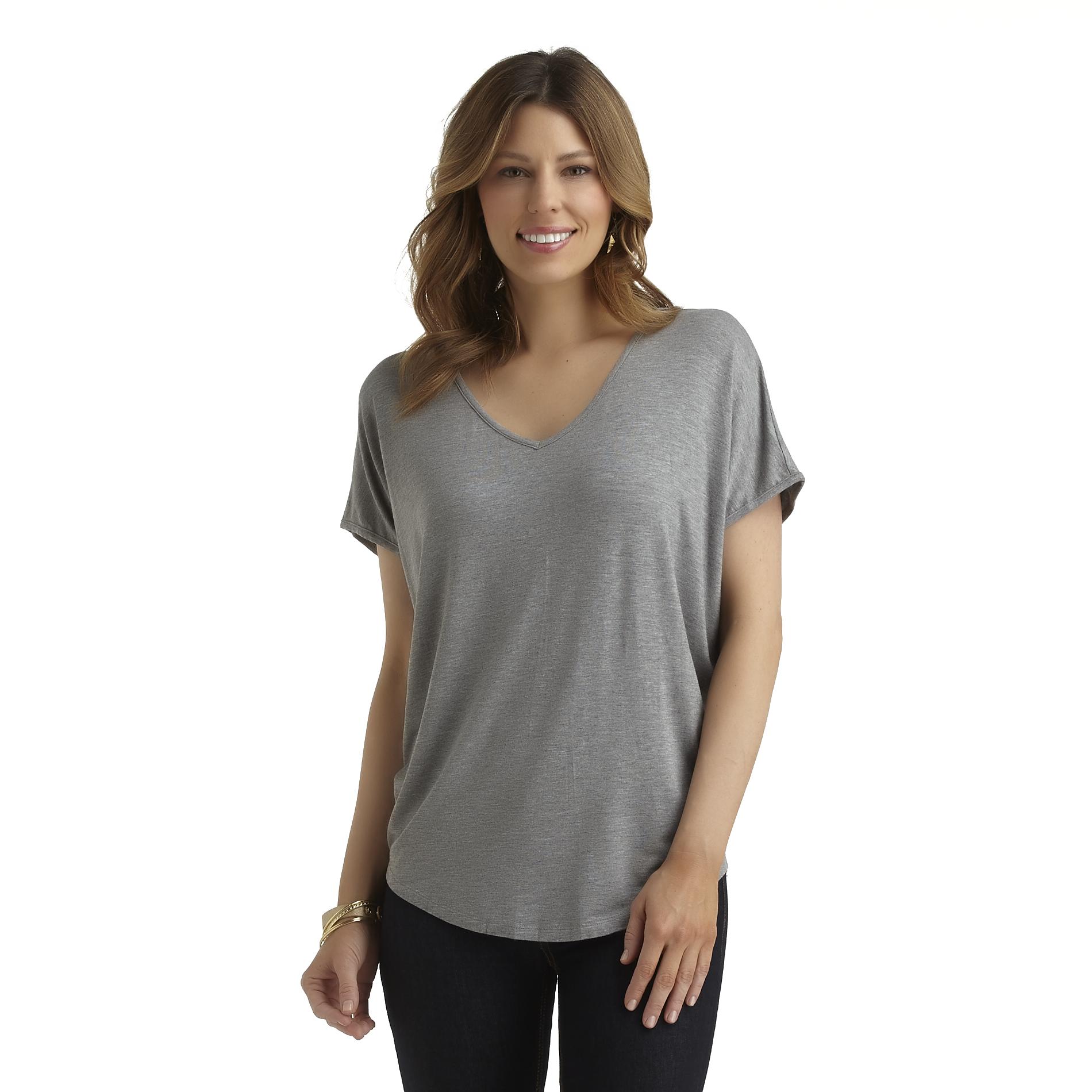 Now + Here Women's V-Neck Stretch Top