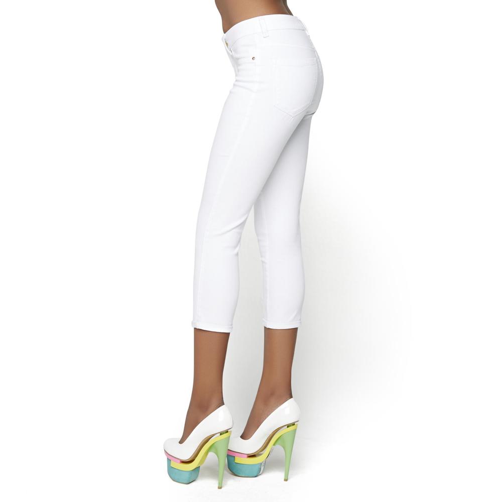 Nicki Minaj Women's Mid-Rise Cropped Jeans - White