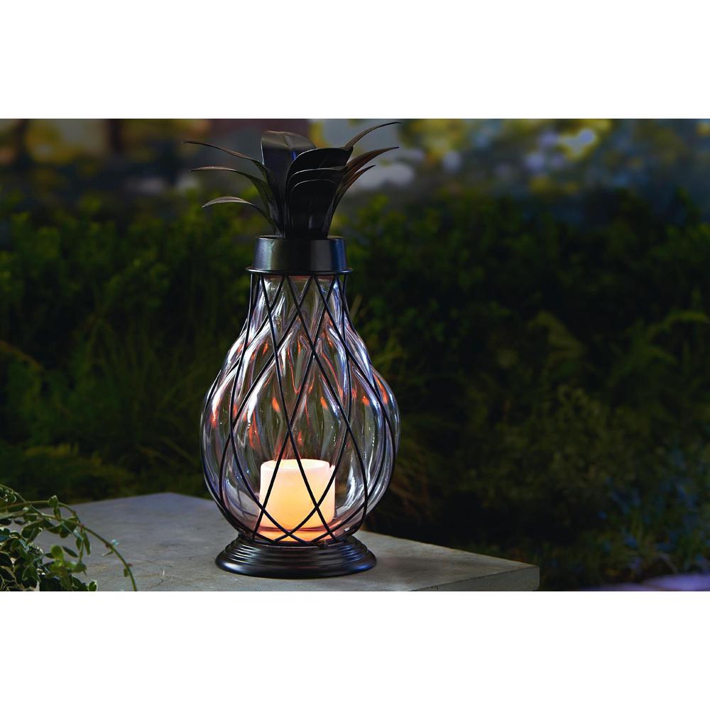 Garden Oasis LED Pineapple Lantern