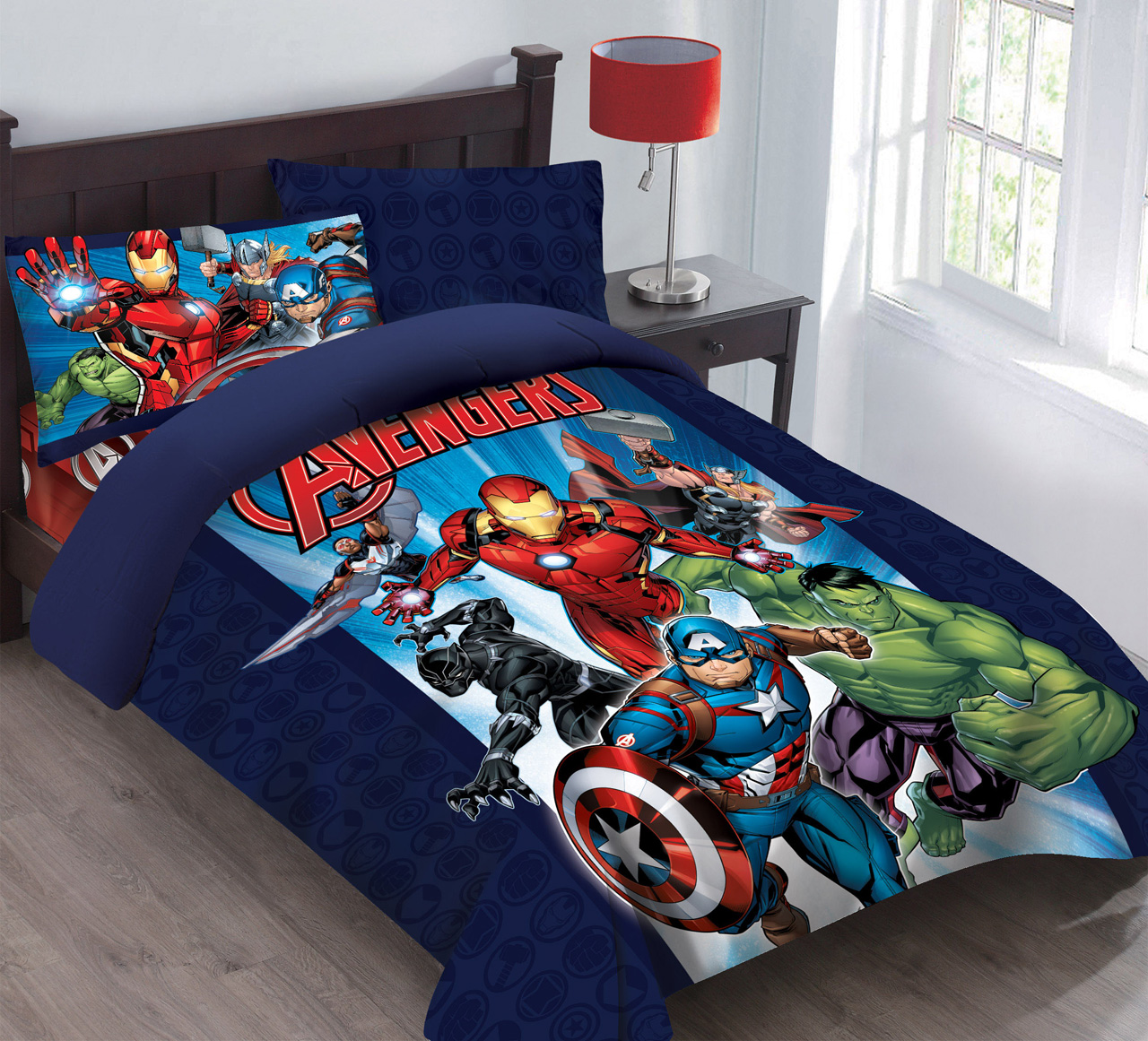 Marvel Avengers Forever Comforter Set with Fitted Sheet