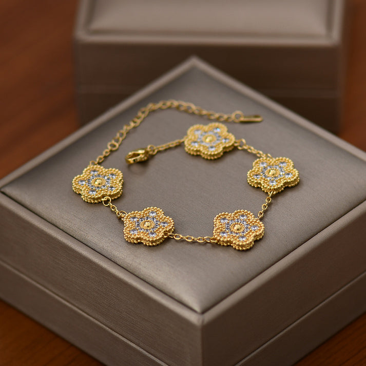 Kim Thomas Zirconia hand ornaments love four-leaf clover five-flower bracelet light luxury fashion women's popular jewelry