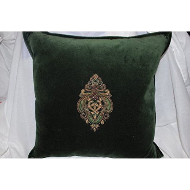 Ralph Lauren Bohemian Muse Bayfield Green Velvet Decorative Pillow Ralph Lauren Bohemian Muse Bayfield Green Velvet Decorative Pillow With Gold Crest 18 Square