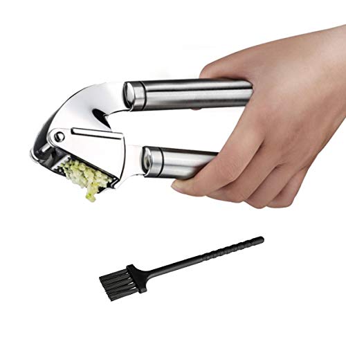 i KiTo Best Garlic Press With Cleaning Brush - Solid 18/10 ...