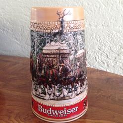 Budweiser 1987 Anheuser-Busch collector Series c Holiday Stein