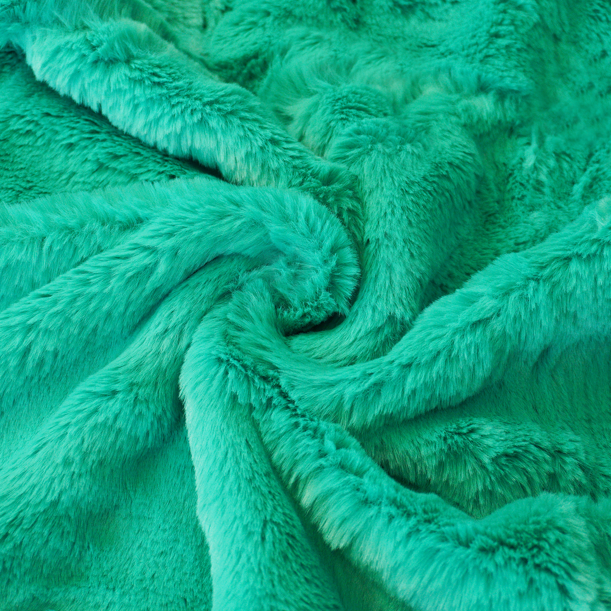 Home Soft Things Solid Faux Fur Throw
