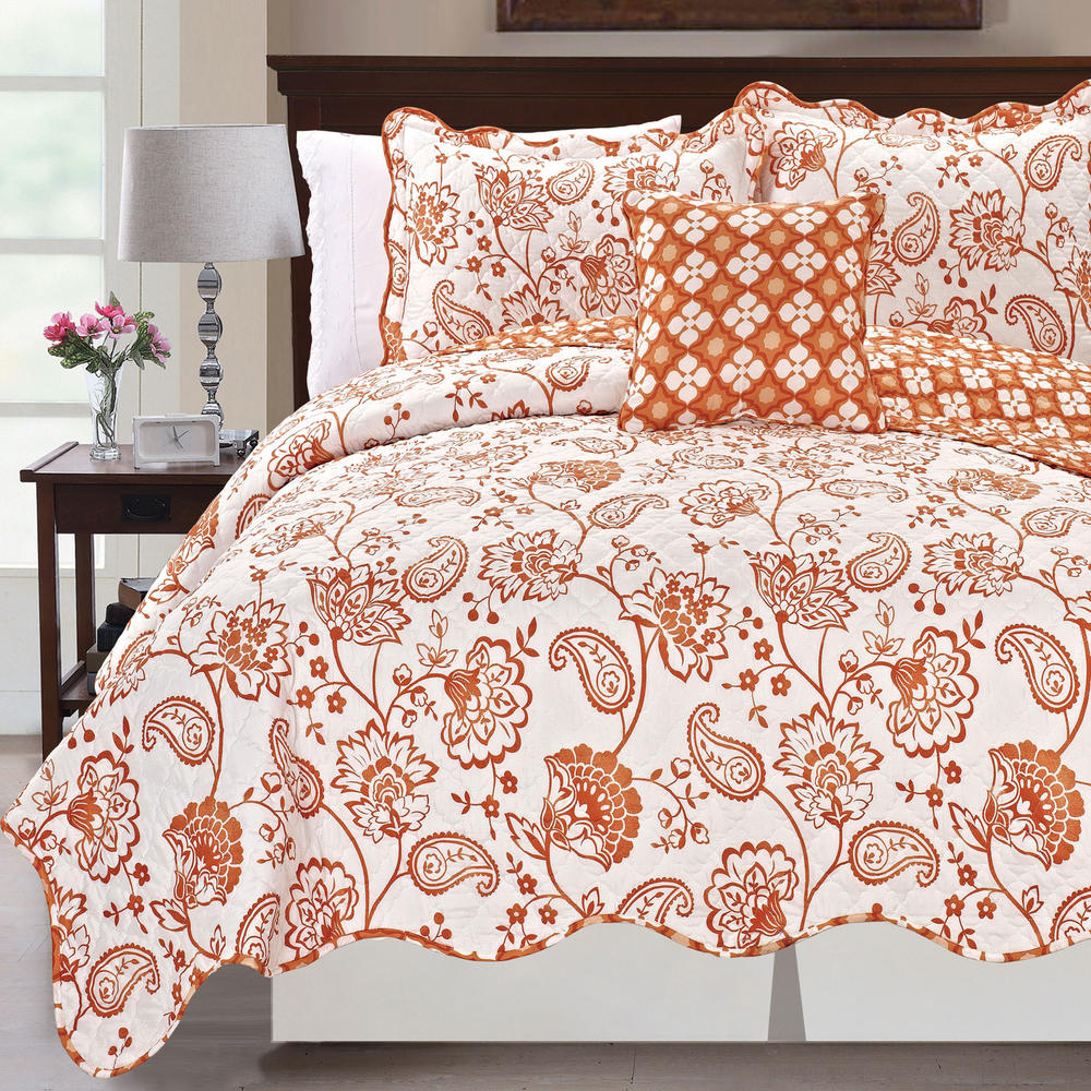 Serenta Paisley Flower Reversible Quilted 4 Piece Bed Spread Set