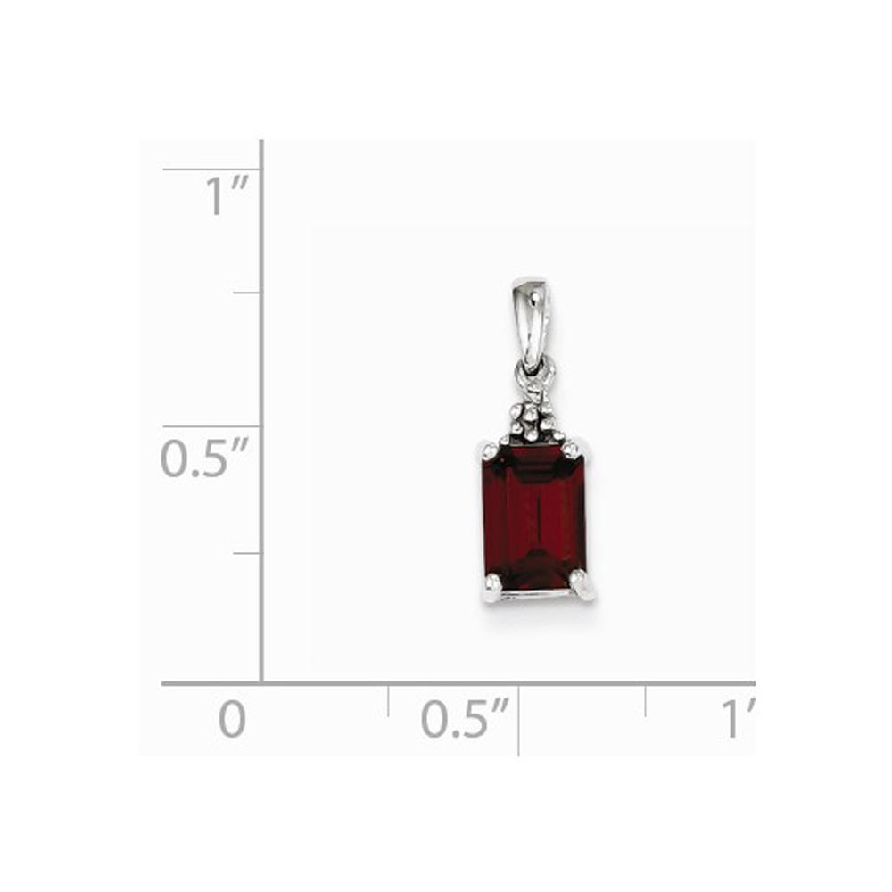 Gem And Harmony Natural Red Garnet 1.00 Carat (ctw) Pendant Necklace in Sterling Silver with Chain