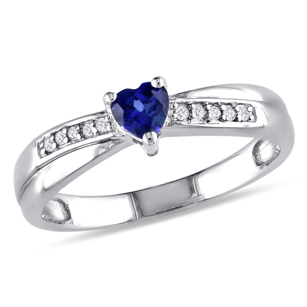 Gem And Harmony 1/4 Carat (ctw) Lab-Created Blue Sapphire Heart Ring in Sterling Silver with Accent Diamonds