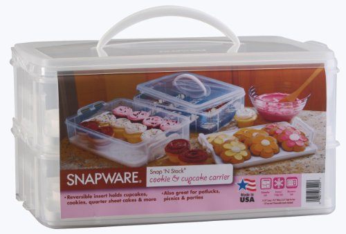 Snapware Snap 'N Stack Large 2-Layer Cookie and Cupcake Carrier