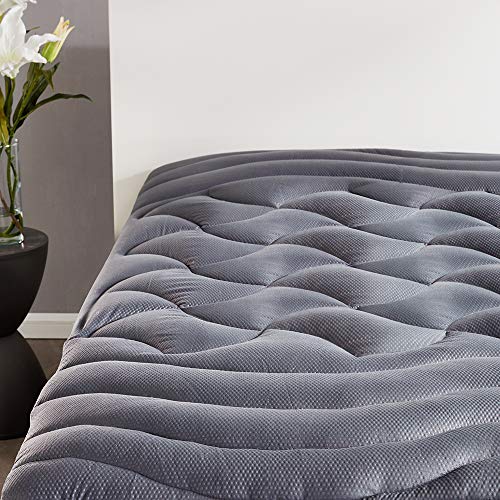 SLEEP ZONE Premium Mattress Pad Cover Cooling Overfilled Fluffy Soft Topper Zone Design Upto 21 inch Deep Pocket with Elastic