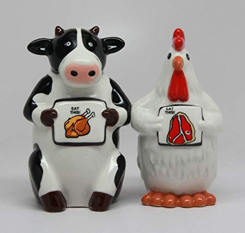 Pacific Trading 1 X Eat Chicken Eat Beef - Salt and Pepper Shakers