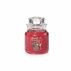 Yankee Candle Red Apple Wreath Small Jar Candle, Festive Scent