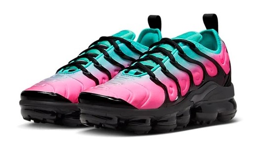 Nike Women's Nike Air Vapormax Plus Pink Blast/Clear Jade-Black (FN7175 630)