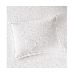 Martha Stewart Collection 100 Cotton Castle Matelasse Full Bedspread Update Your Stylish Bedroom Decor White