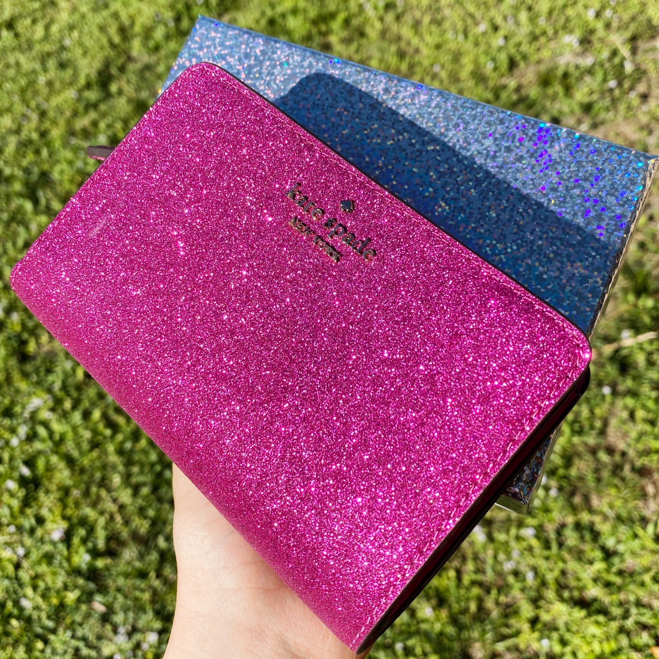 Kate Spade Lola Glitter Medium Bifold Gift Box Wallet Metallic Hot Pink  Glitter