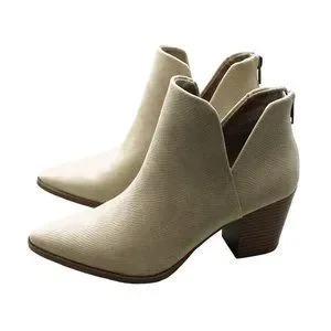 Sun + Stone Elizaa Booties: Style and Versatility for Every Occasion